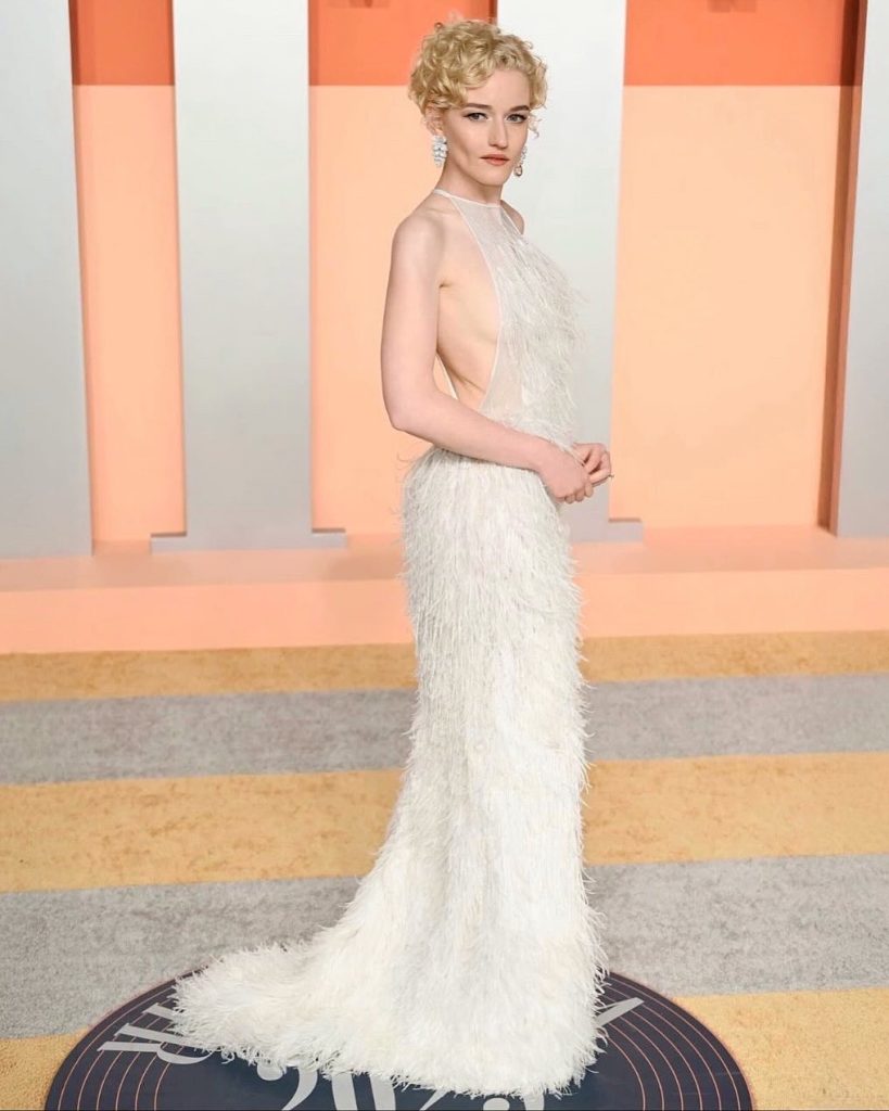 Julia Garner at the 2025 Vanity Fair Oscar Party