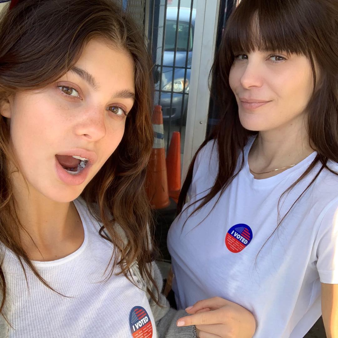Camila Morrone taking a selfie with her mother, Lucila Solá, after the 2018 US Elections