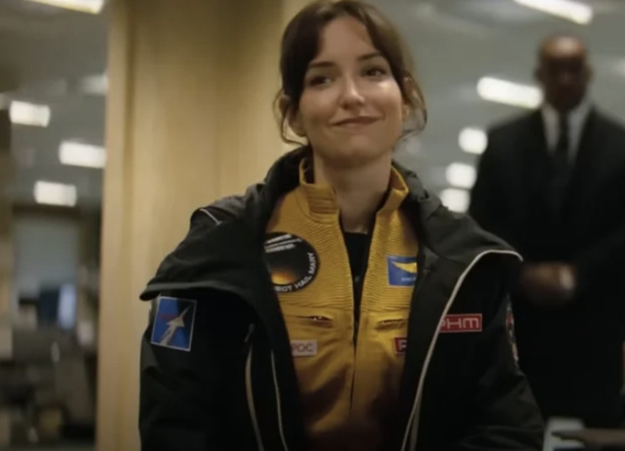 Milana Vayntrub as Olesya Ilyukhina in 'Project Hail Mary'